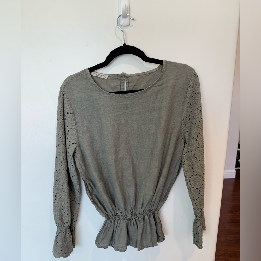 Linen long sleeve top